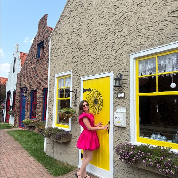 AKIRA Fuchsia Statement Dress - Picture 4 of 10